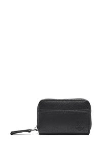 Schwarzes, strukturiertes Leder-Armbandportemonnaie mit Reißverschluss und Handgelenkschlaufe, versehen mit einem kleinen geprägten Logo auf der Vorderseite.