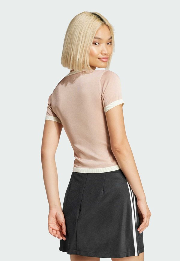 KNITTED 3-STRIPES SHORT - Print T-shirt - ash pearl2