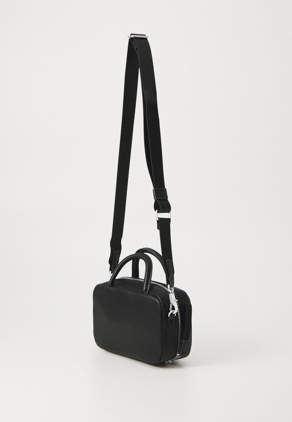 AMERICAN COOL TRUNK - Handbag3
