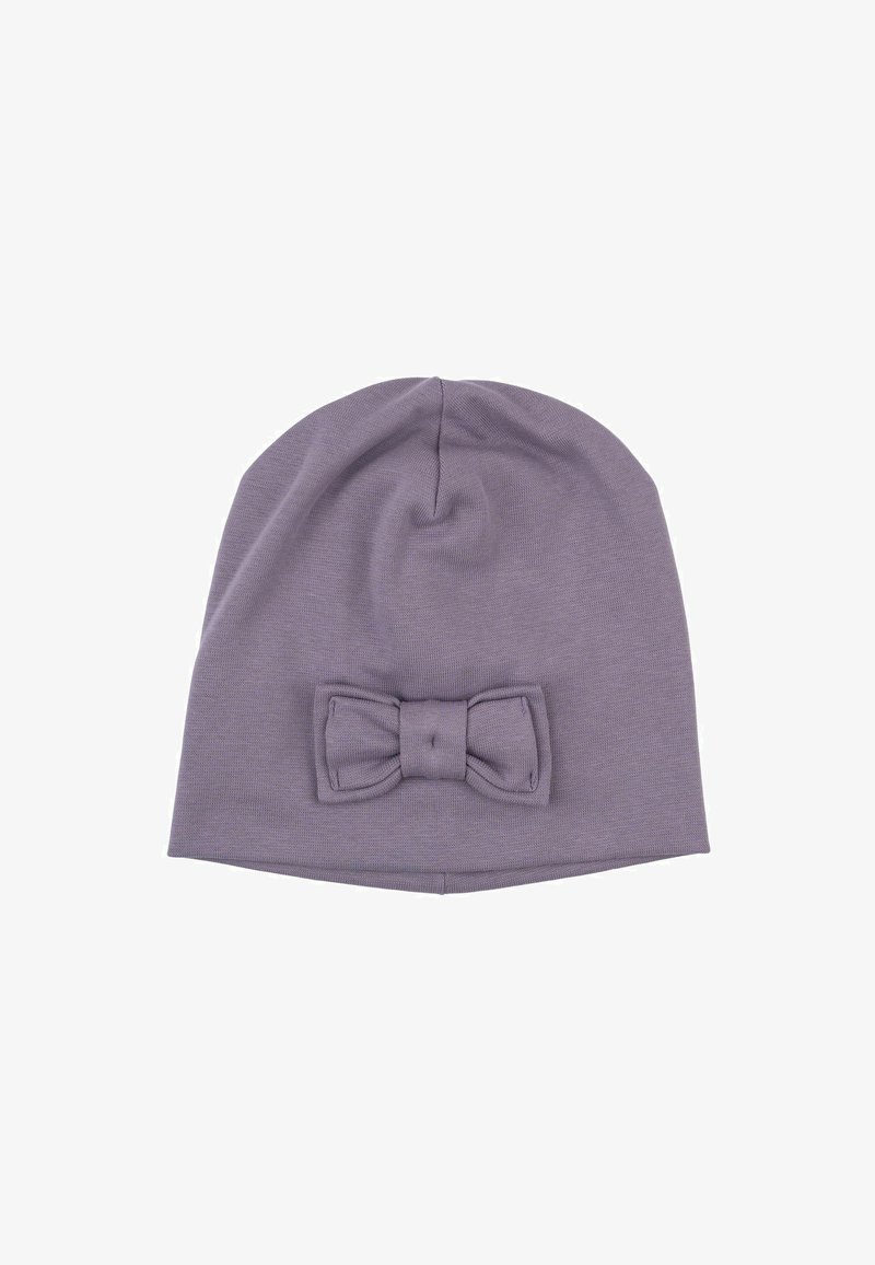 Berretto lavorato a maglia color lilla con una texture morbida e un accento di fiocco in tessuto davanti. Il design è aderente, con una parte superiore arrotondata e una vestibilità comoda.