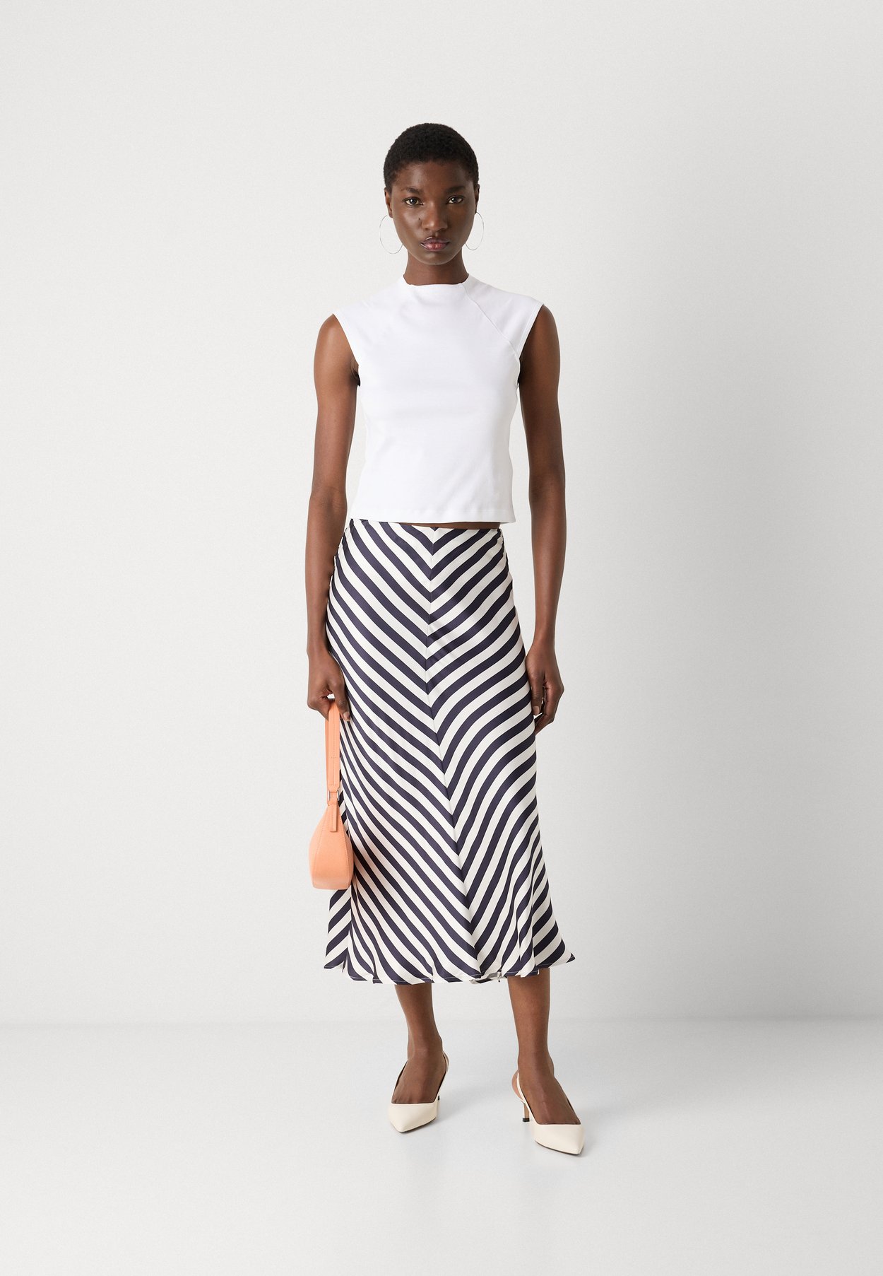 CHEVRON STRIPED SKIRT