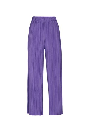 Pantaloni larghi plissettati viola con una vita elastica. Realizzati in materiale leggero, presentano una texture verticale su tutta la superficie.