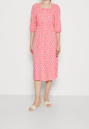 Hverdagskjole - pink