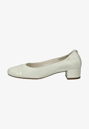 Weiße Leder-Ballettschuhe mit runder Spitze, kleinem Blockabsatz und elastischer Rückseite für besseren Sitz. Der glänzende Zehenbereich sorgt für Kontrast.