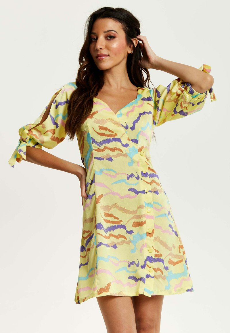 Liquorish ABSTRACT ZEBRA PRINT MINI  WITH BACK TIE UP IN YE - Day dress - multicoloured