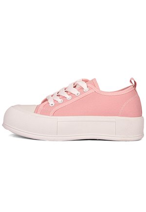 Baskets basses - pink