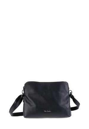 Borsa a tracolla in pelle nera con esterno texturizzato, chiusura a zip, tracolla regolabile e logo discreto sulla parte anteriore.