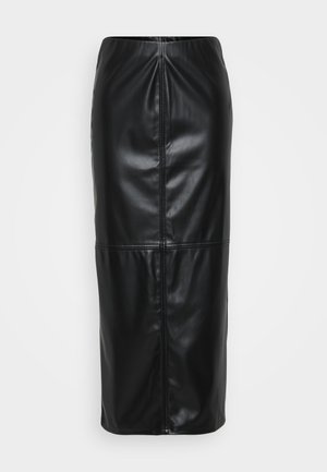 Gonna midi in pelle nera con una texture liscia, caratterizzata da dettagli di cuciture verticali e una cintura elastica per una silhouette aderente.