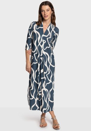 - Sukienka z dżerseju