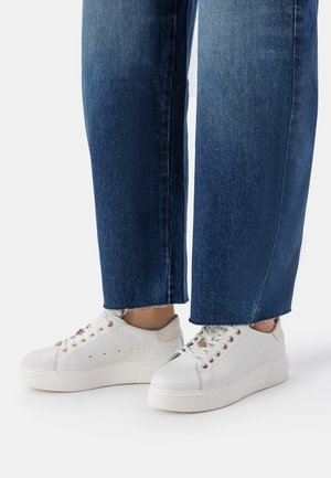 Sneakers low - white