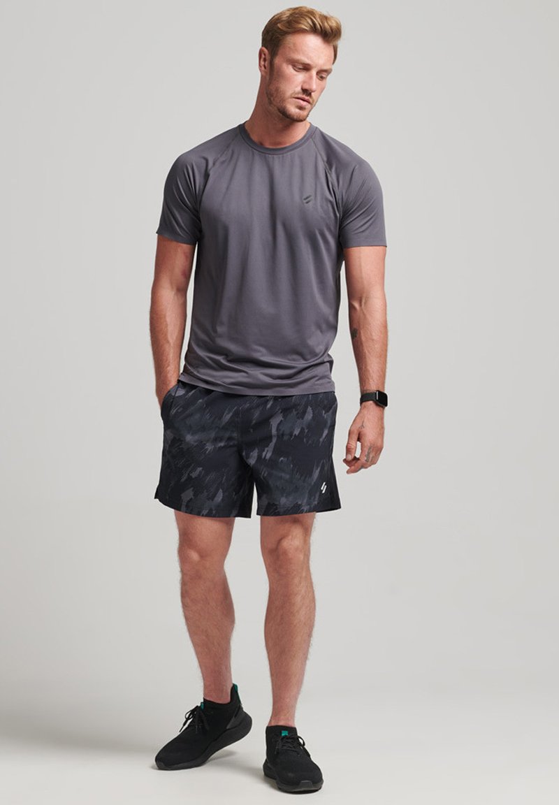 Superdry Shorts brush camo dark/gris oscuro Zalando.es