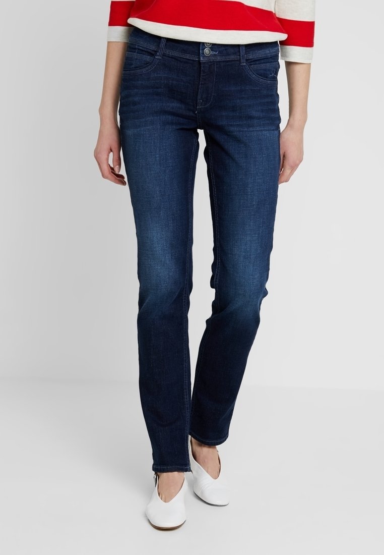 Jeans blu scuro a gamba dritta con una texture liscia, caratterizzati da un classico design a cinque tasche e una chiusura con bottone in vita.