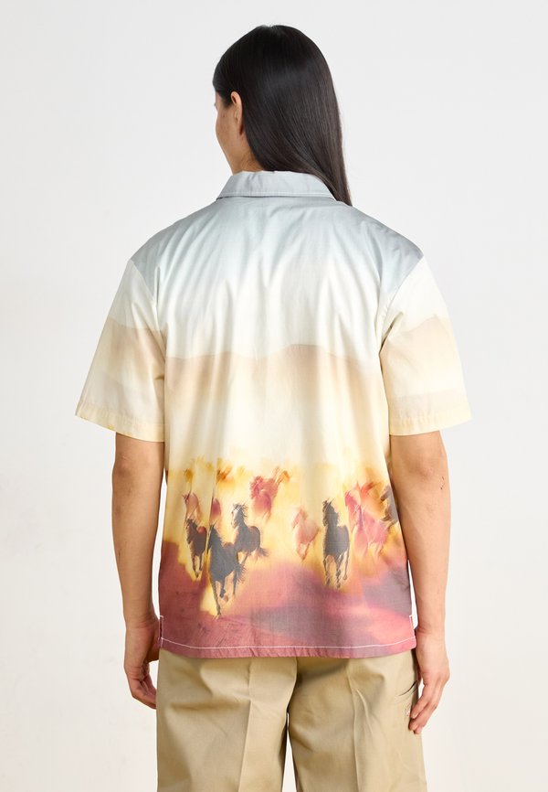 RUNNING WILD  - Shirt - oak buff3