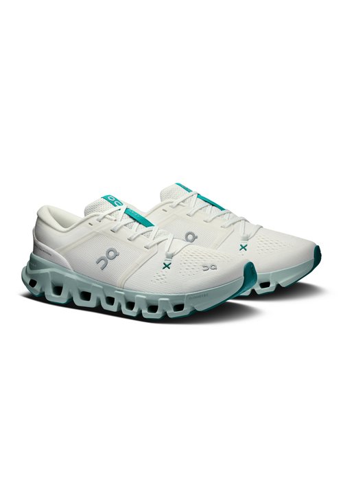 On CLOUD X 5 - Trainers - ivory surf — foto 2
