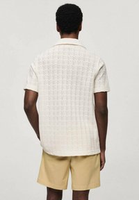 Mango TEREO - Overhemd - off-white
