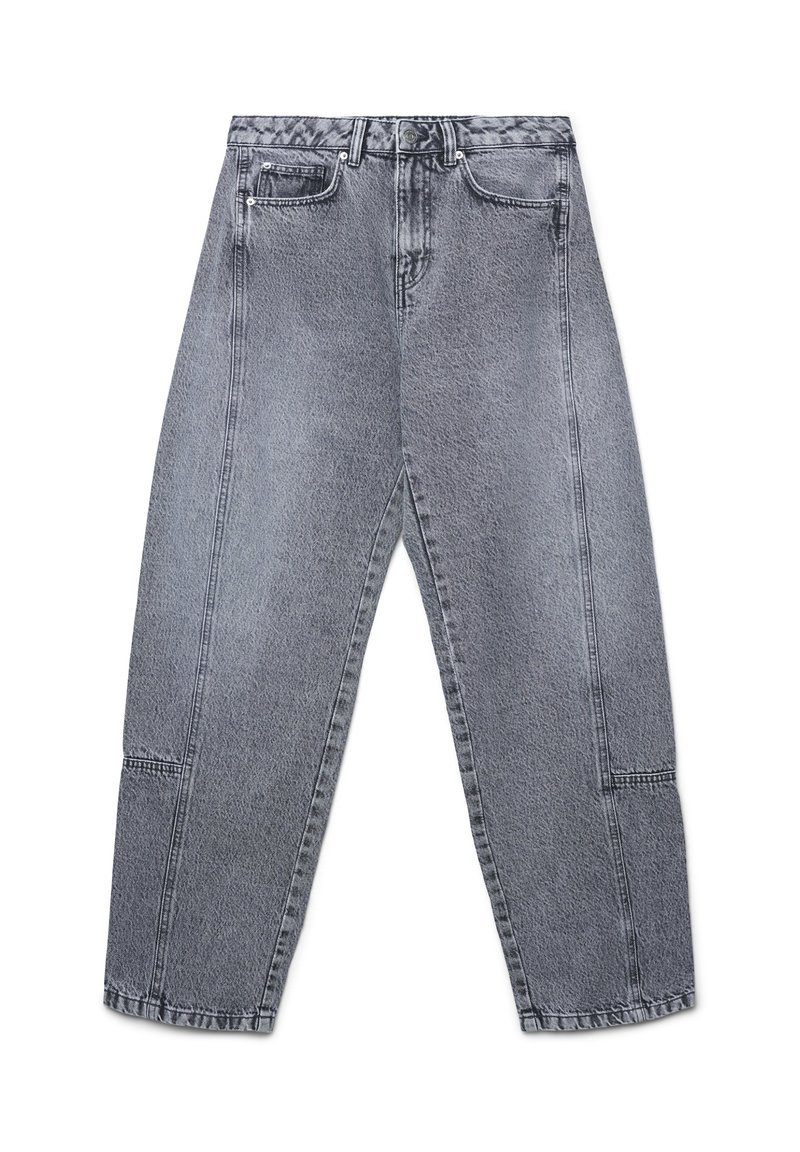 Graue hochgeschnittene tapered Jeans mit vorderen Taschen, Gürtelschlaufen und sichtbarem Nahtdesign entlang der Beine.