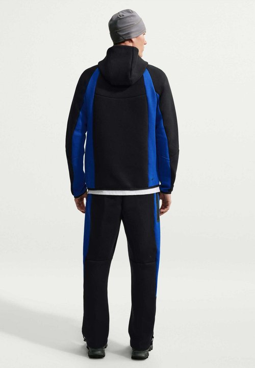 Nike Tech Fleece Windrunner — photo 2