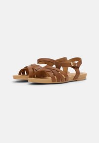 Anna Field Wide Fit LEATHER - Sandalen - cognac