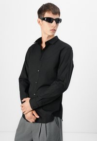 Thumbnail Image 5