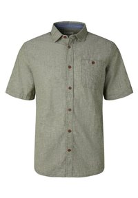 Camisa de botones de manga corta verde con bolsillo en el pecho, que presenta una tela texturizada y botones marrones como acento.