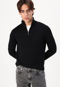 KARL LAGERFELD TROYER - Džemperis - black