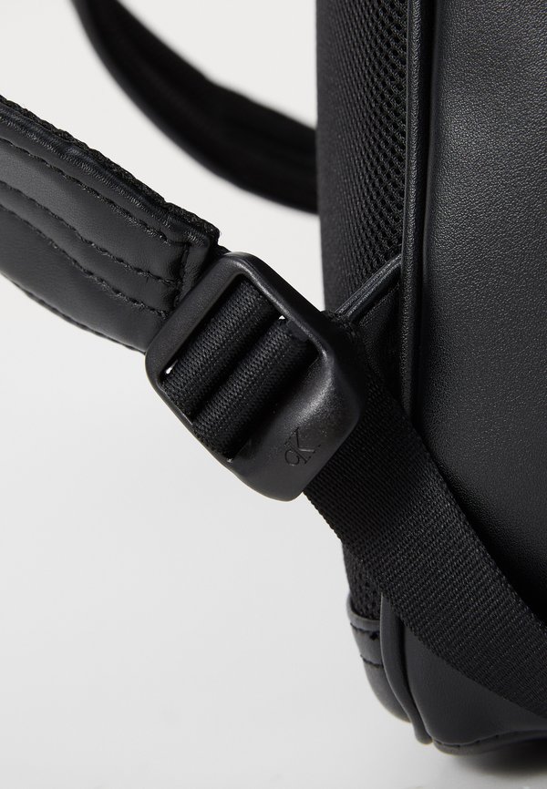 MONO LOGO BACKPACK - Rucksack4