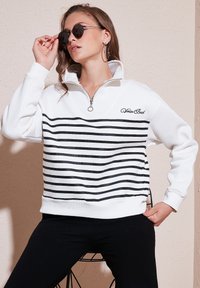 LELA Sudadera - ecru