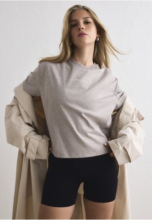 SCRIPT BOXY - T-shirt con stampa - espresso melange