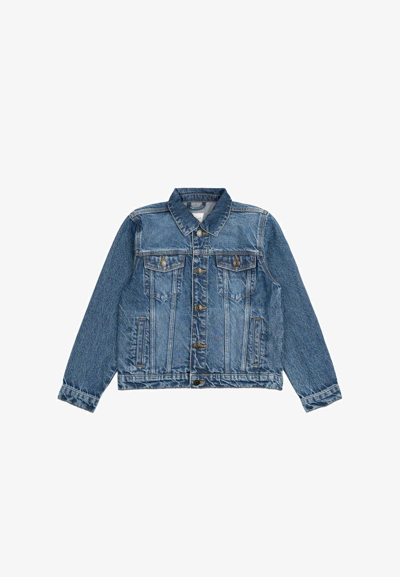 Denim jaka gaiši zila krāsā ar klasisku apkakli, garām piedurknēm, divām priekšējām krūšu kabatām, pogu aizdari un maigu tekstūru.