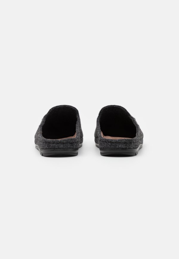 SAMUEL - Slippers2