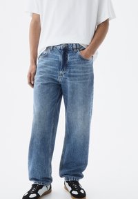 PULL&BEAR Vaqueros boyfriend - light-blue denim
