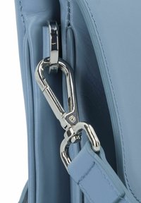 Lloyd 25 CM - Bandolera - hellblau