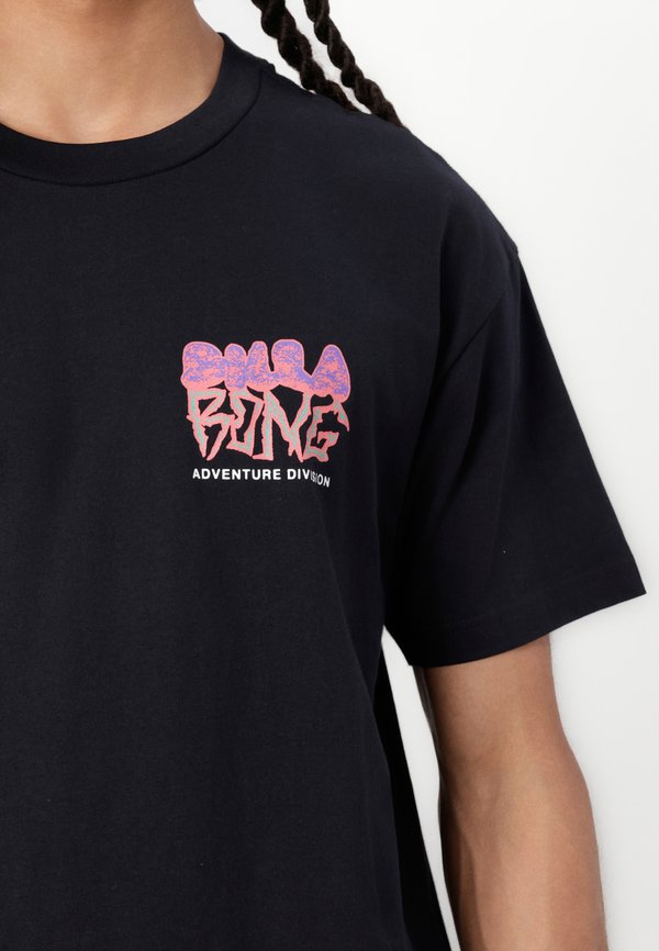 BUILT TO LAST ADIV UNISEX - Print T-shirt3