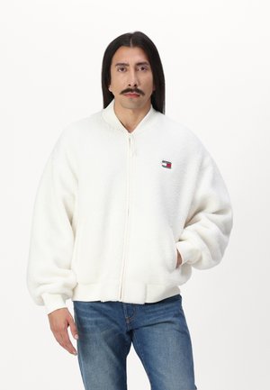 BOXY TEDDY - Chaquetas bomber - ancient white