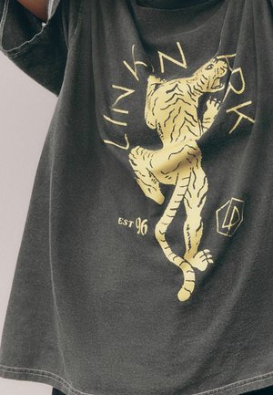T-shirt imprimé - grey