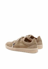 Pavement JUSTIN - Tenisice - taupe suede