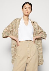 VILA VIFELIA CROSSED NECKTOP  - Top - cloud dancer