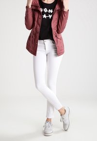 ONLY Tunn jacka - purple