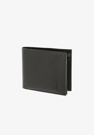 Portefeuille bi-fold en cuir noir avec détail de croix embossé sur le devant, montré légèrement ouvert sur un fond blanc.