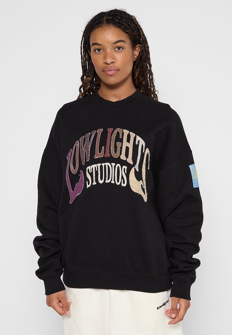 LOW LIGHTS STUDIOS® Sweater zwart LOW LIGHTS STUDIOS® Sweater zwart