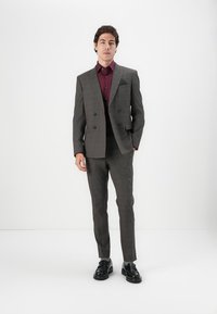 Thumbnail Image 2