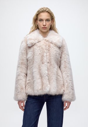 Gina Tricot, FAUX FUR SHAPED JACKET - Класическо палто - creme