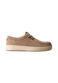 Chaussure décontractée en daim beige avec laçage à l'avant et semelle en caoutchouc blanc, vue de côté.