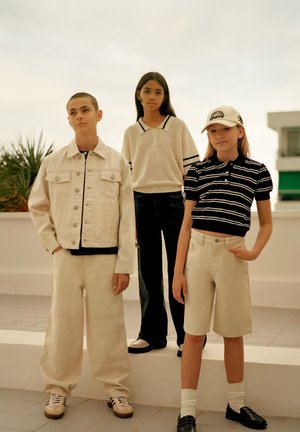 ASKANE UNISEX - Relaxed fit -farkut - summer sand