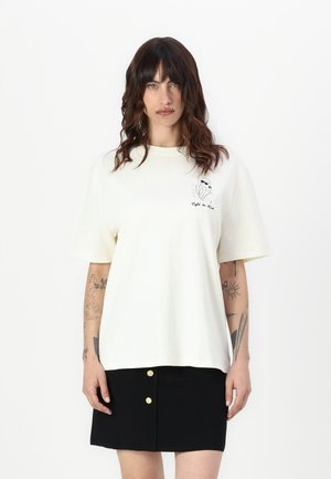 x JORGE PARRA OVERSIZED - Print T-shirt - cannoli cream