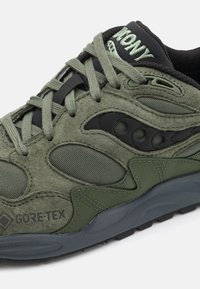Saucony GRID SHADOW 2 - Sneaker low - forest/black