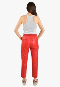 Oakwood GIFT - Leren broek - red