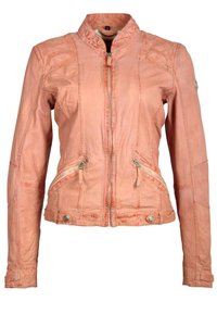 Giacca di pelle color pesca con zip frontale, due tasche laterali e dettagli imbottiti sulle spalle. Presenta componenti metalliche e cuciture dettagliate.