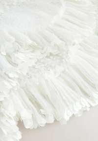 Next REGULAR FIT - STRAPPY SCALLOPED SEQUIN  - Koktailové šaty/večierkové šaty - white
