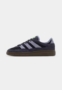 HANDBALL SPEZIAL ST UNISEX - Sapatilhas de skate - aurora black/silver violet/lime burst